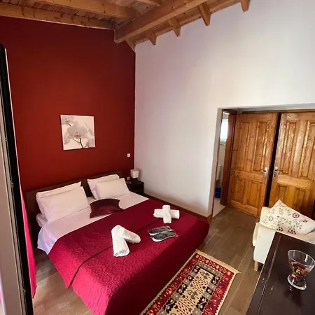 Dom wakacyjny Vagelis House - Gardeládes