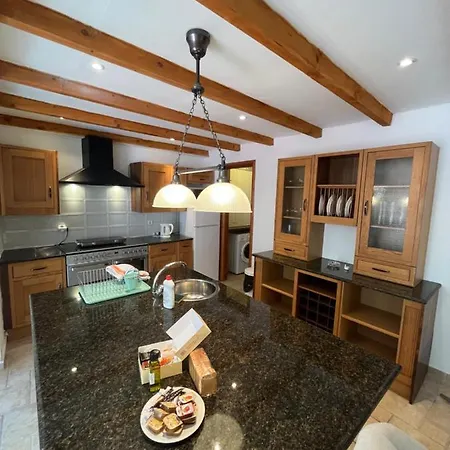 Vagelis House -