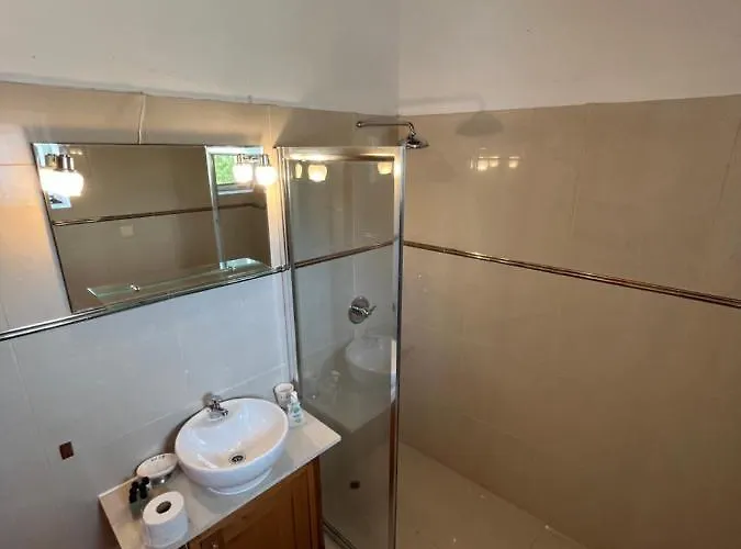 Vagelis House -