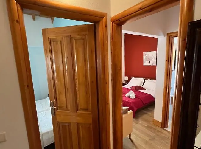 Vagelis House -